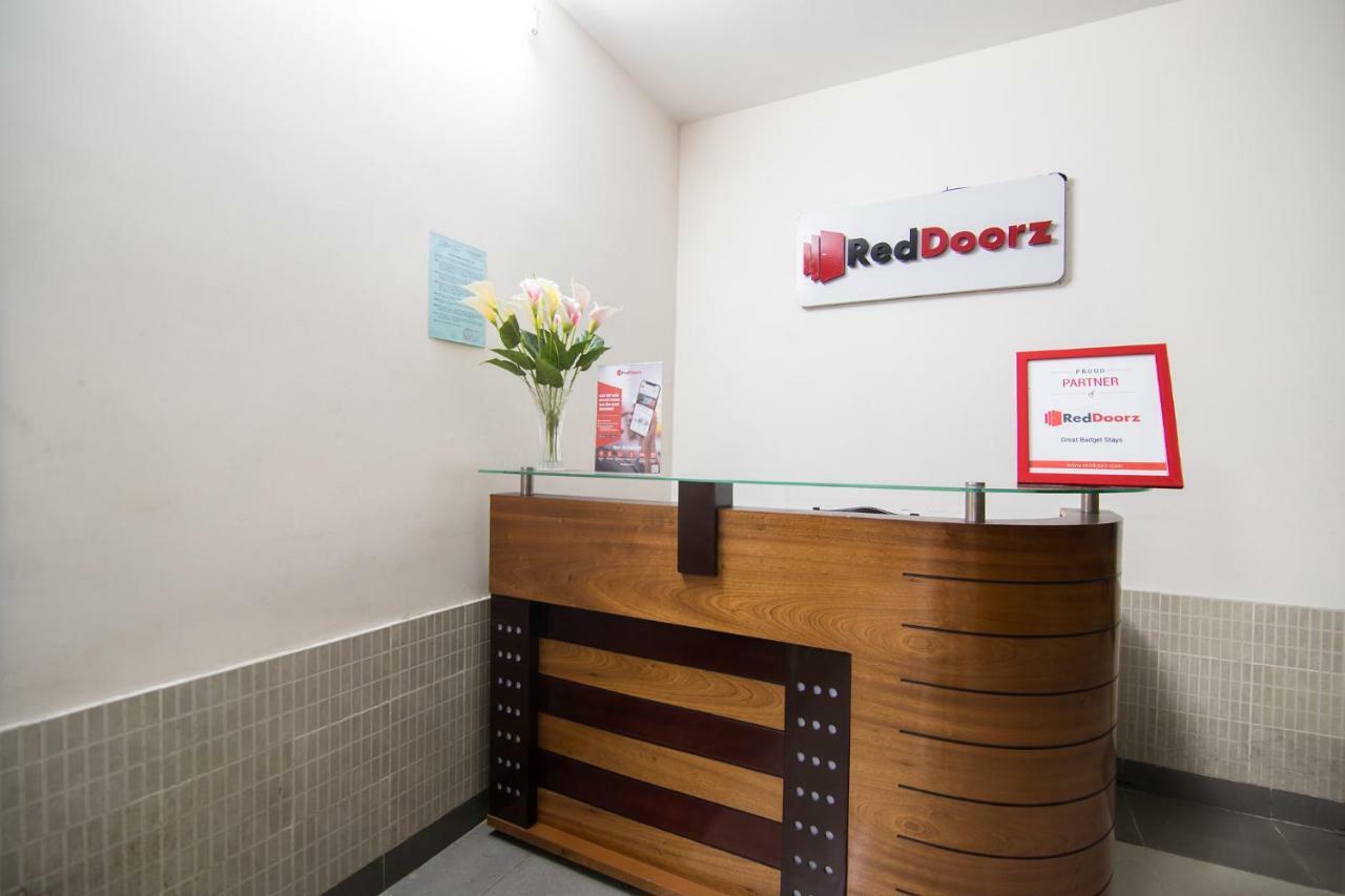 Reddoorz @ Hai Ba Trung Street Bandar Ho Chi Minh Luaran gambar